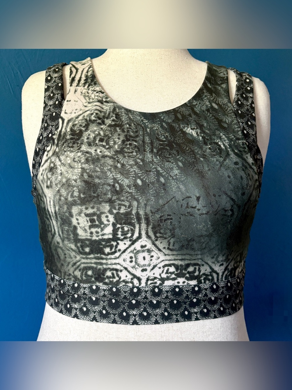 Nanette Lepore Olive Green Sports Bra Size XL High Neck Padded Batik Designer